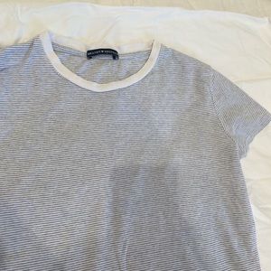 Brandy Melville t shirt NEW condition